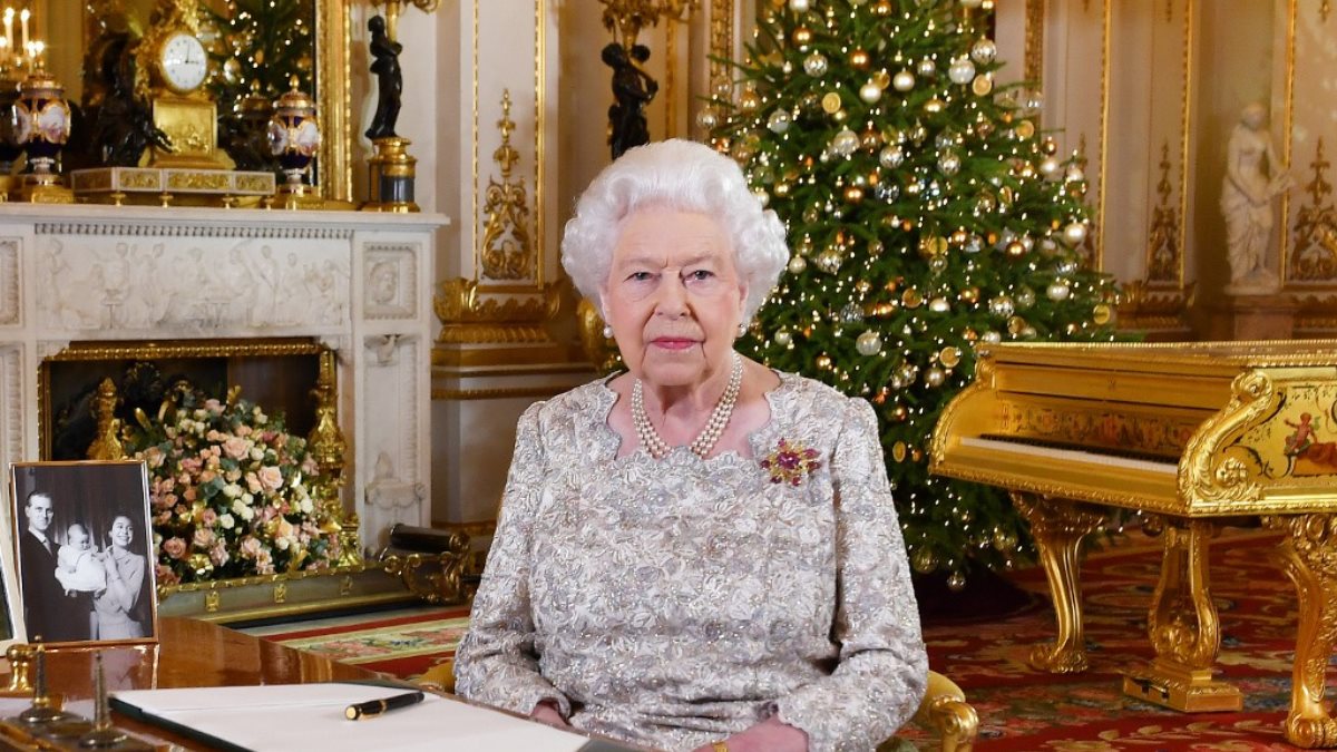 Поздравление На Английском С Рождеством Для Королевы