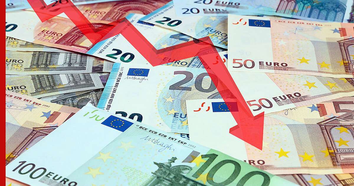 Валюта курс доллар. Почему евро и доллар. Почему доллар и евро являются глобальными валютами. Доллар и евро. Что дороже евро или доллар.