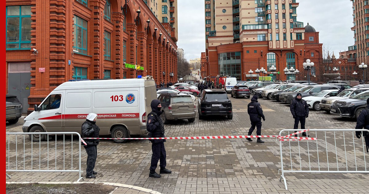 Светофор с кнопкой появится на остановке "Михаила Петрова" в Ижевске Благотворит