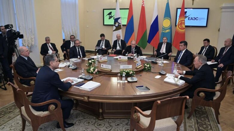 Всем чертям назло: вопреки прогнозам скептиков евразийская интеграция продолжает развиваться
