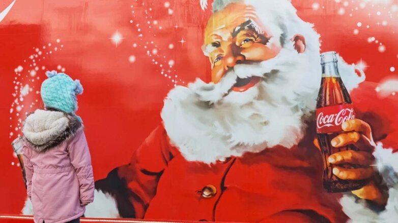 Продажный Санта, гламурный Валентин: как появились символы праздников