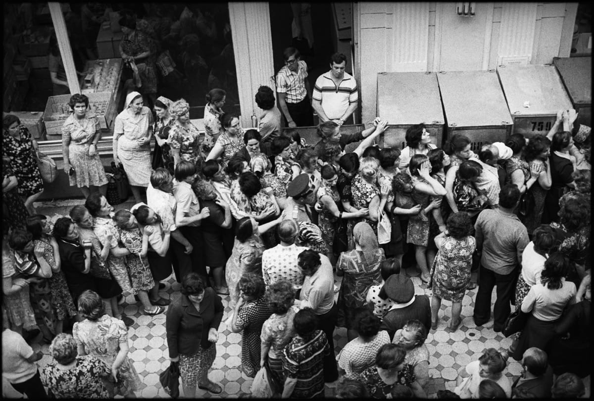 Очередь. Москва, 1972