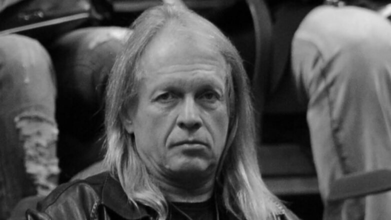 Крис Кельми умер в первый день нового года