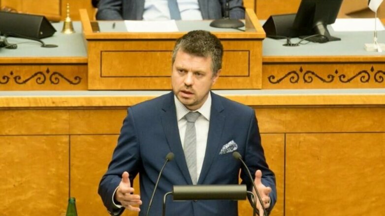 Эстония вновь требует от России 1,2 миллиарда евро за «советскую оккупацию»