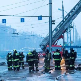 Пожарные в Кемерово ТЦ Зимняя вишня