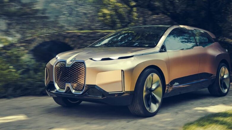 BMW протестировала сразу три новинки в условиях экстремального холода