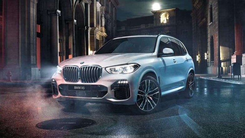 В России из-за неполадок отзывают BMW X5