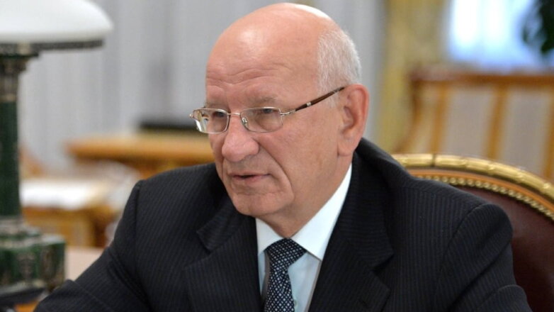 Глава Оренбургской области ушел в отставку после 9 лет губернаторства