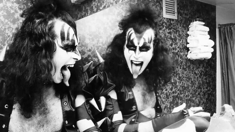 Можно ли быть рок-звездой и никогда не употреблять алкоголь и наркотики?