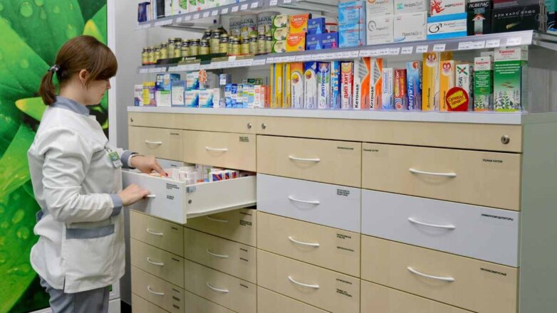 Путин поручил выявить пытающиеся нажиться на коронавирусе компании