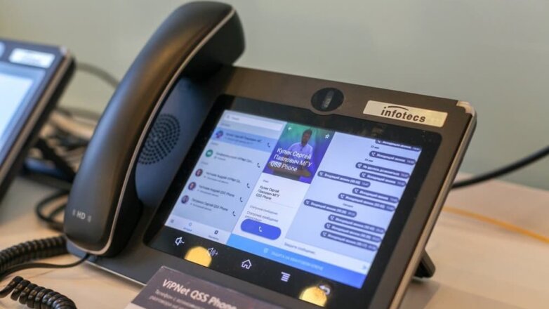 Первый российский квантовый телефон успешно испытали в Москве