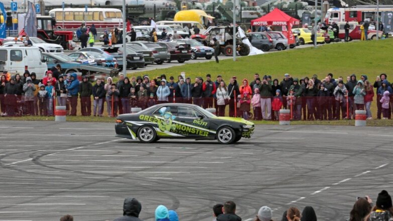 Музей автомобильной техники УГМК организовал дрифт-шоу