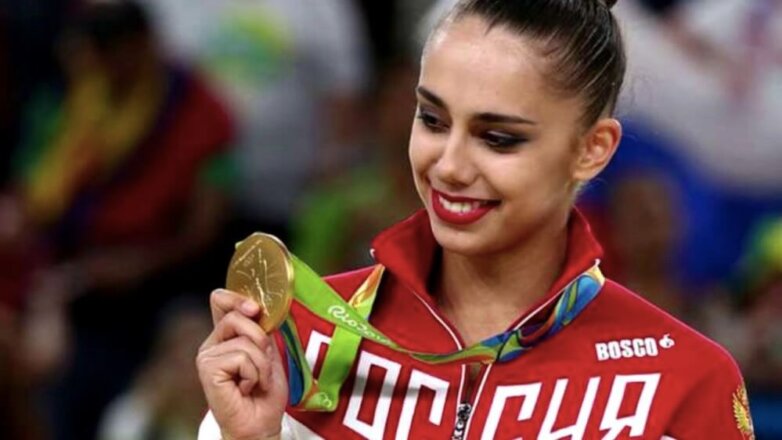 Олимпийская чемпионка продала подаренную Путиным BMW из-за её затратности