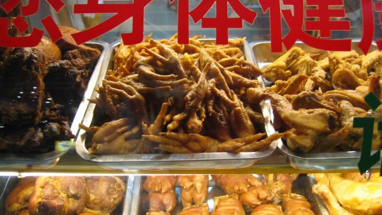 Китай хочет закупать в России тонны куриных лапок