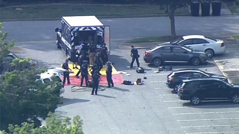 Число жертв атаки в Вирджинии возросло до 12 человек