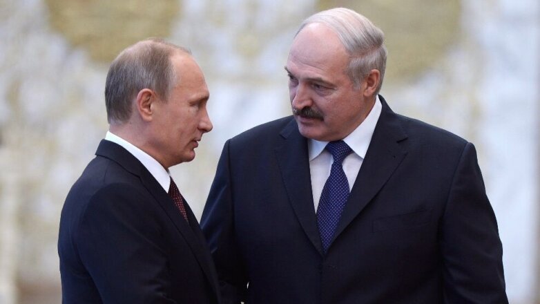 Bloomberg выяснил мнение Путина о конфликте оппозиции с Лукашенко