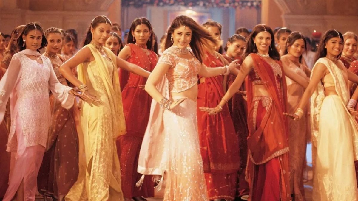 vseh-indiyskie-filmi-zrelaya-otdaetsya-v-tualete