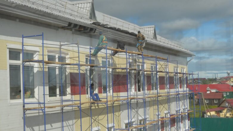 Чиновники в ЯНАО не стали выезжать на приёмку школ и детсадов, оценив готовность по фото