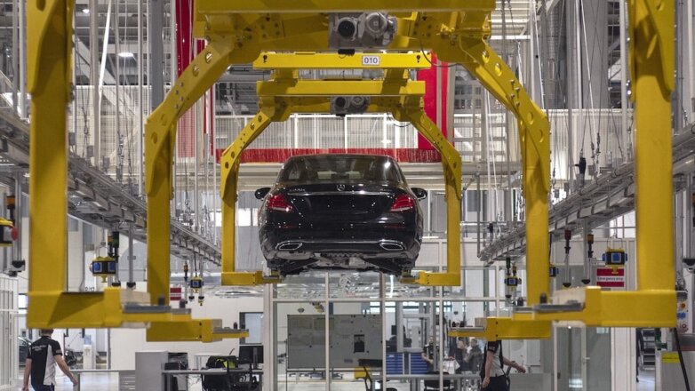 Как государство пытается найти новые пути для развития автопрома