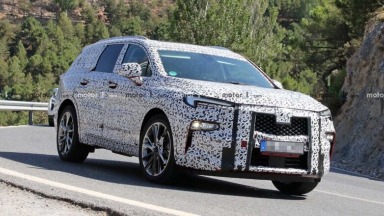 Opel тестирует новый семиместный внедорожник