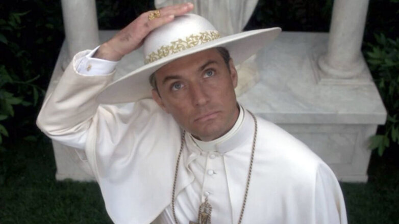 Джуда Лоу удивили вопросом о Боге и Достоевском