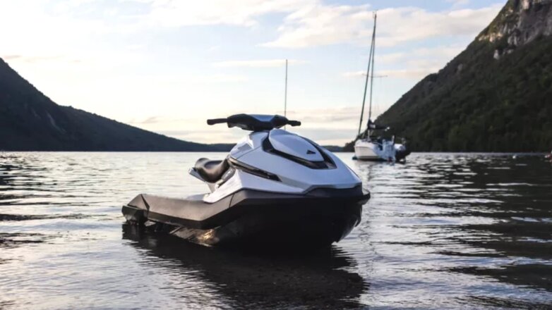 Taiga Motors представила новый электрический гидроцикл