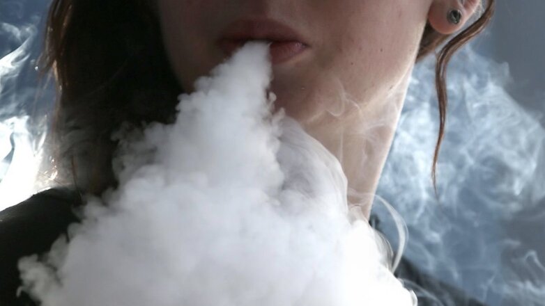 В Минздраве изучат влияние электронных сигарет на здоровье