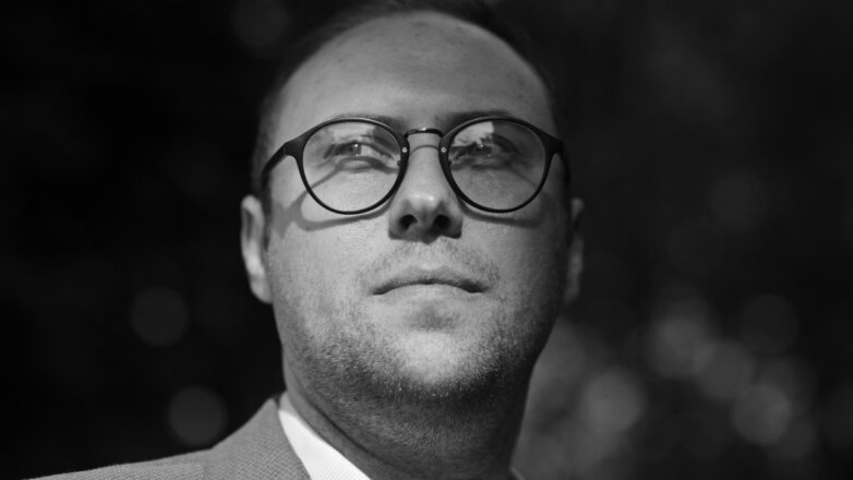 Усатый нянь