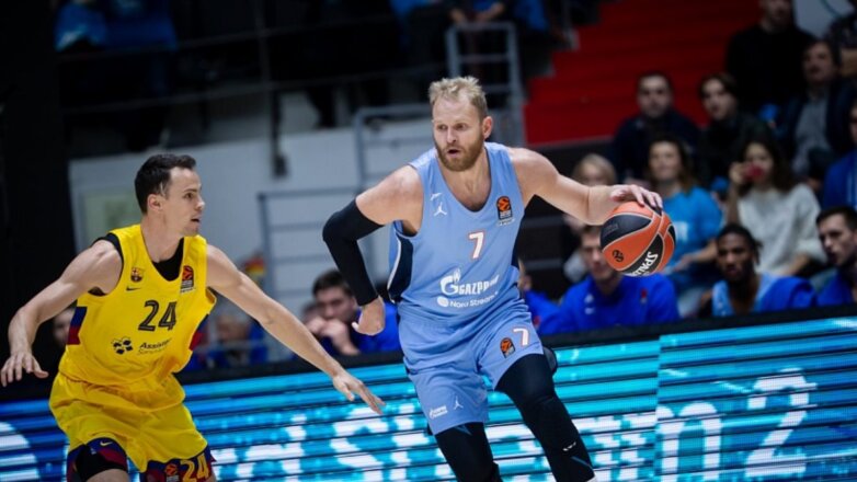 «Зенит» проиграл «Барселоне» в первом домашнем матче Евролиги