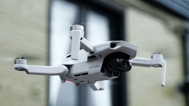 Представлен не требующий регистрации мини-дрон