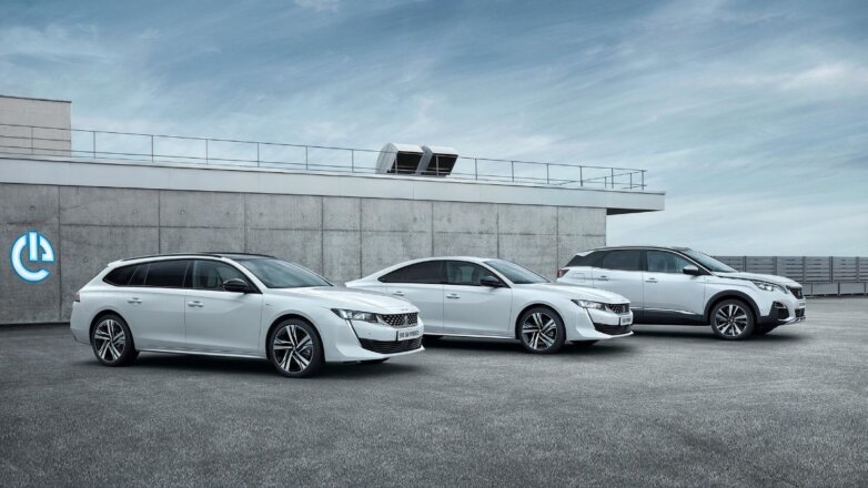 Peugeot начал принимать заказы на новые модели гибридных автомобилей