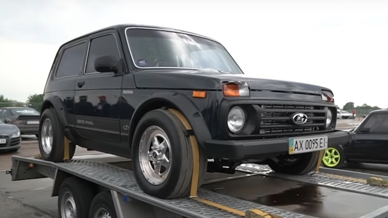 Блогеры разогнали «Ниву» до 100 км/ч за 2,3 секунды