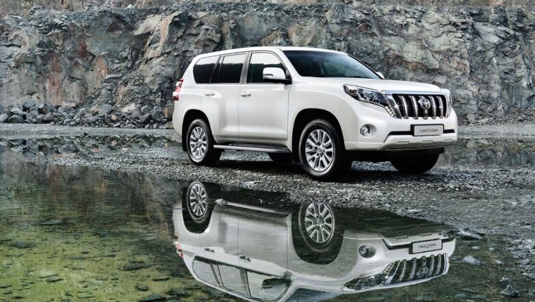 Toyota Land Cruiser Prado вошел в число бестселлеров в России