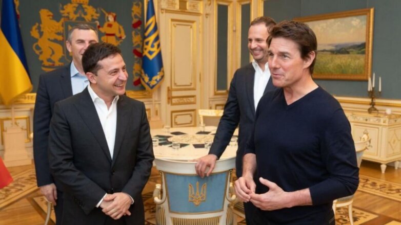 В Киев к Владимиру Зеленскому прилетел Том Круз