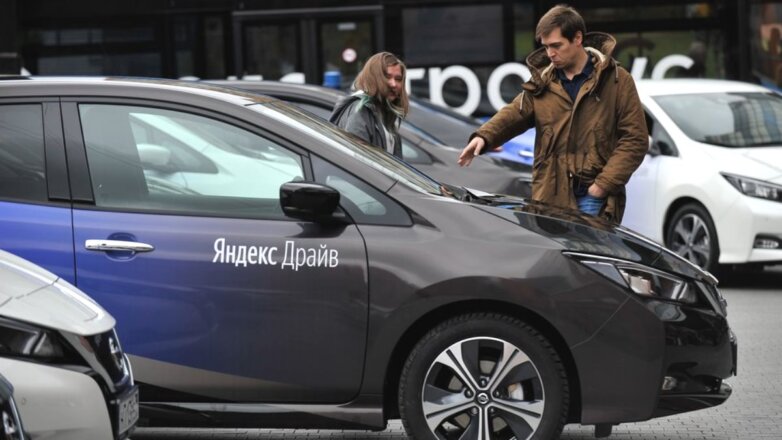Стали возможны каршеринговые поездки из Москвы в Петербург и Казань