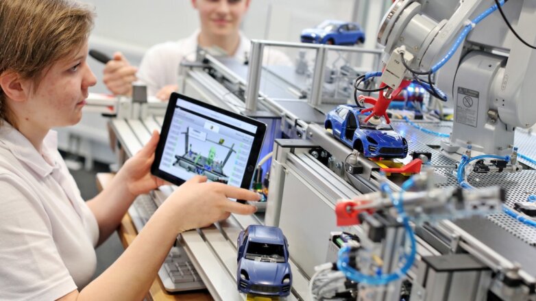 Специалистам пообещали массовые сокращения из-за «Индустрии 4.0»