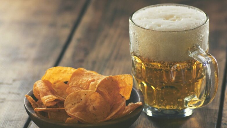 Нарколог назвал самый опасный для здоровья алкогольный напиток