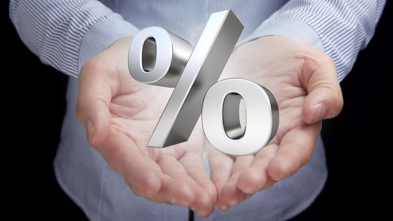 Банки не поддержали регулирование комиссии за переводы с карты на карту