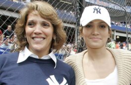 74-летняя мать Дженнифер Лопес зажигательно станцевала на сцене