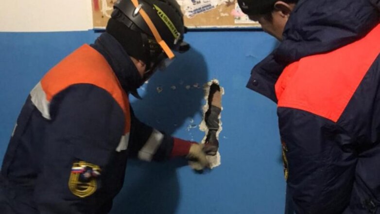 Спасение упавшего в шахту из-за валенок россиянина сняли на видео