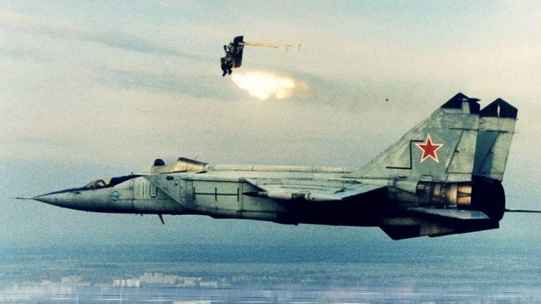 В тайге Хабаровского края разбился истребитель Су-57