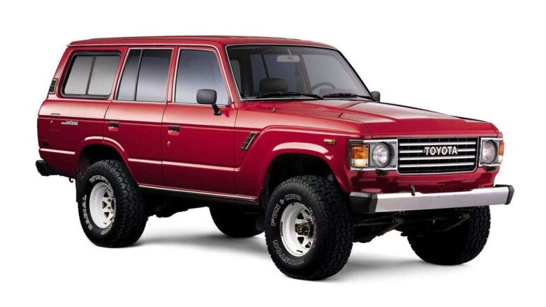 Редкий внедорожник из прошлого века выставили на продажу