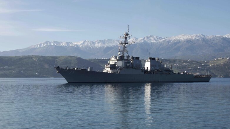 В акваторию Черного моря вошел эсминец США