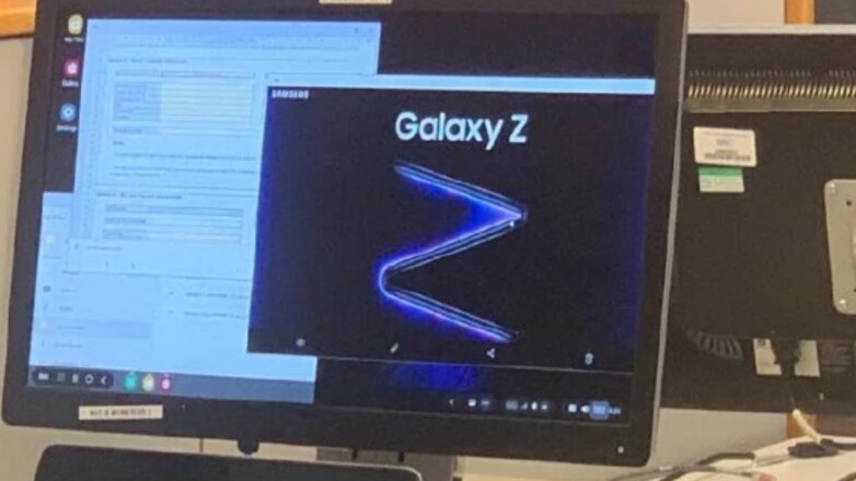 Samsung Galaxy Z сможет складываться втрое