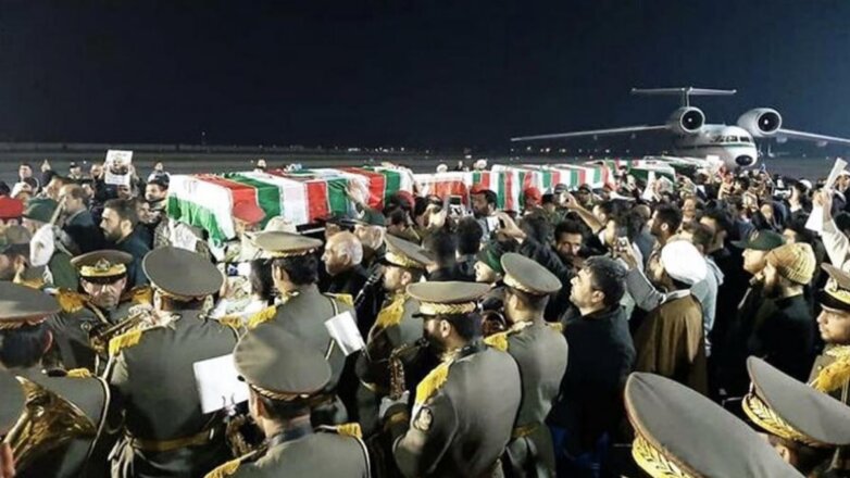 Тело генерала Сулеймани доставили в Иран