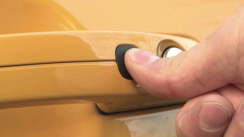 Эксперты развеяли мифы об уязвимости бесключевого доступа к автомобилю