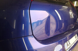 Назван способ быстро и дёшево устранить вмятину на кузове автомобиля