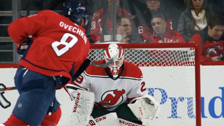 Овечкин забросил свою 700-ю шайбу в НХЛ