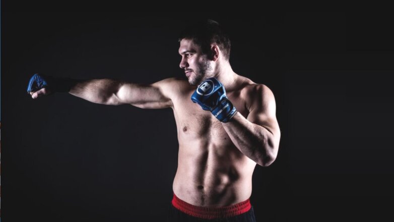 Ученик Емельяненко объяснил выбор песни Гагариной для выхода на бой