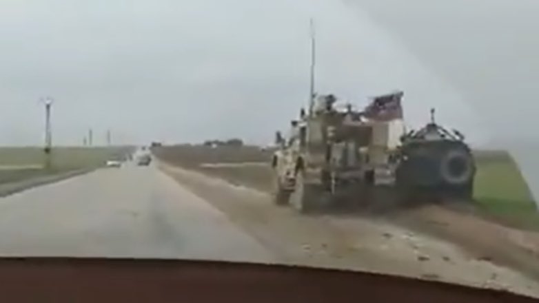 Опубликовано видео инцидента с бронемашинами США и России в Сирии